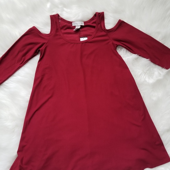 Super soft, cold shoulder dress. - Picture 3 of 5